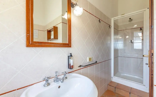 Poppy apt With Shared Pool