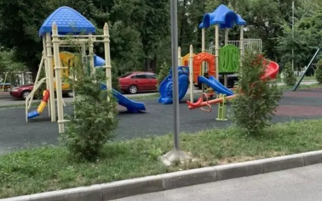 Apartment on Akhmetova 10