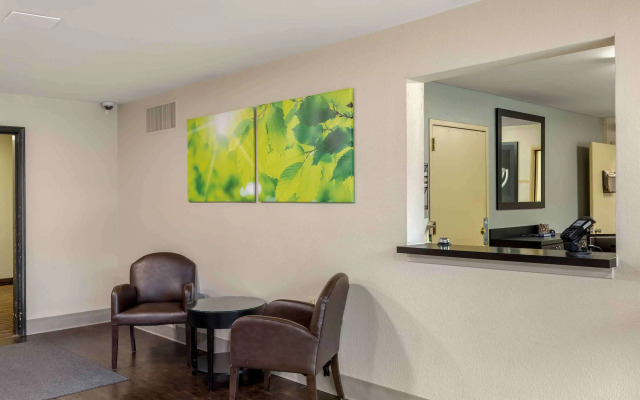 Extended Stay America Suites Omaha West