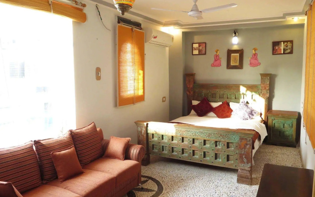 Yogi Guest House