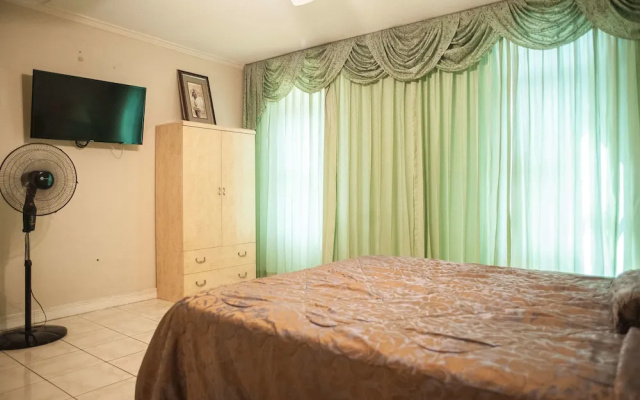 Ocean Breeze at Montego Bay Club Resort