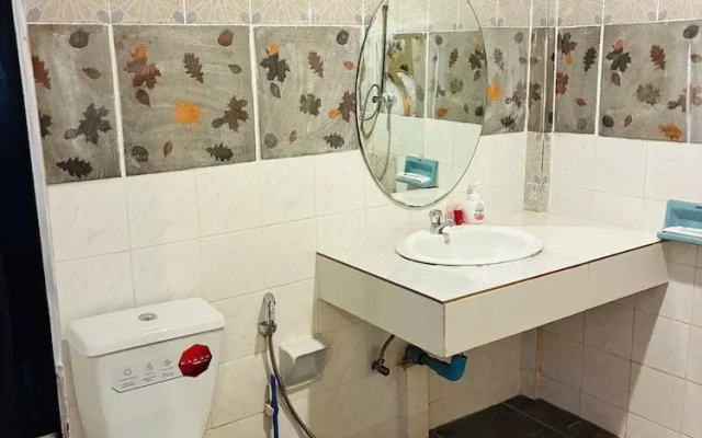 Apartment Wat Sawang Arom 09