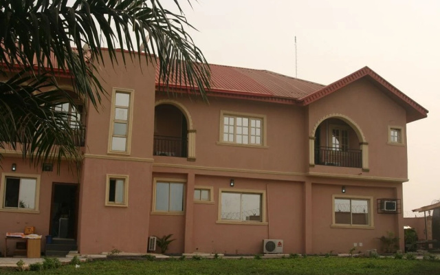 Esado Suites and Conference Alagbado