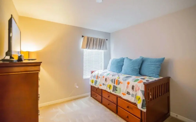 5135 Compass Bay