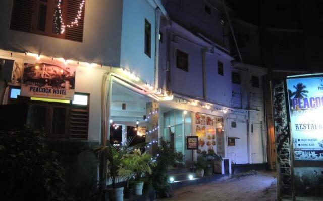 Peacock Hotel вид на фасад