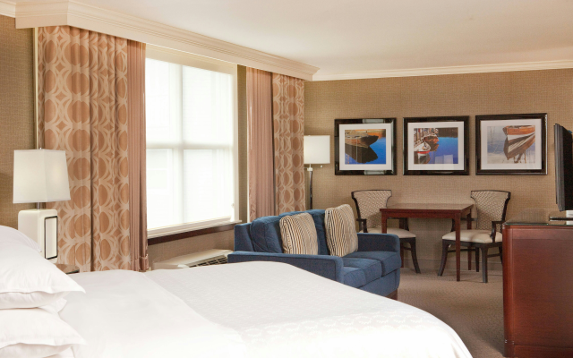 Sheraton Portsmouth Harborside Hotel