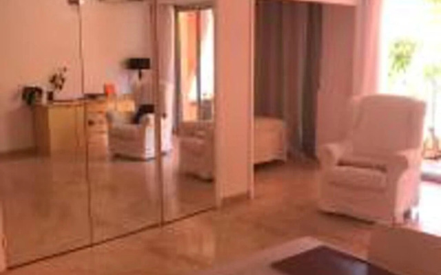 Studio 907 in Monaco With Balcony