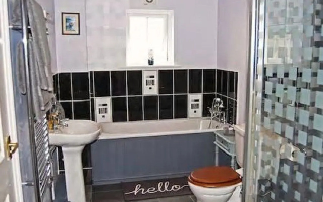 Highbury Garden Suite