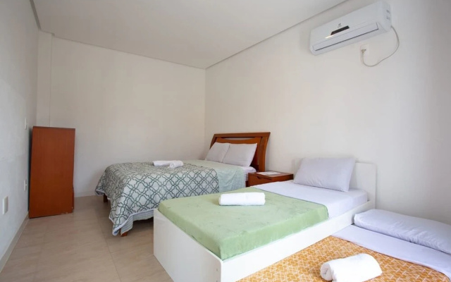 Casa com 3 qts em rua Tranquila no Campeche