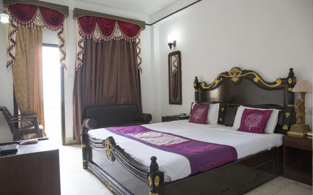 Hotel Sea Palace By OYO Rooms