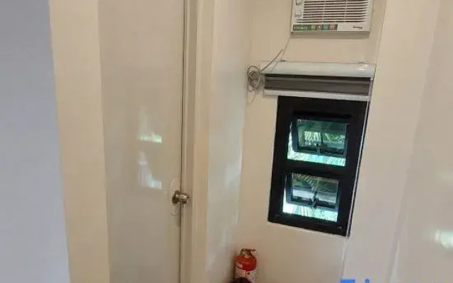 Uno's Crib