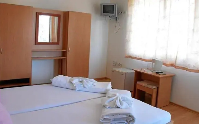 Sunshine Family Hotel
