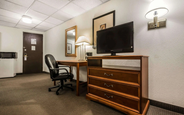 Quality Inn & Suites Binghamton Vestal