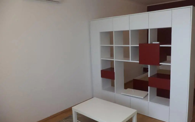 North Lane Apartment