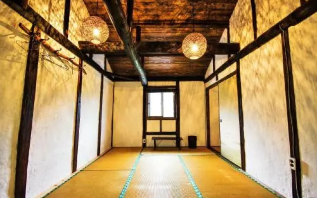 Shikoku Guesthouse Osakanakunchi