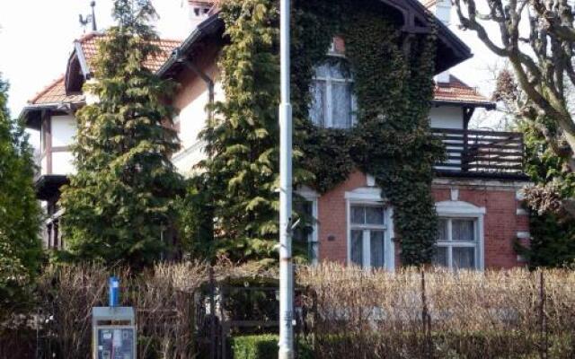 Отель Pensjonat Old House вид на фасад