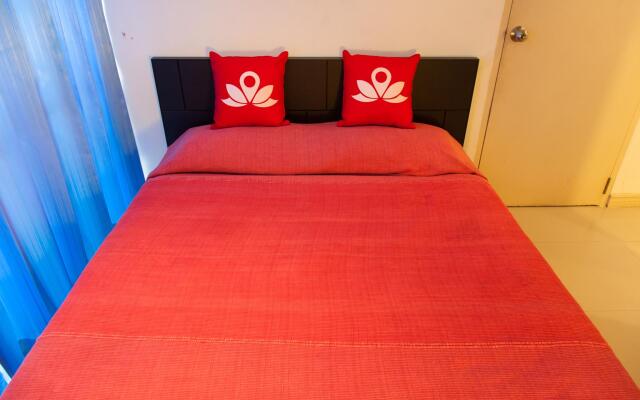 Отель ZEN Rooms Prathunam 17 комната для гостей