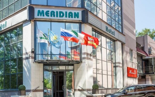 Гостиница Меридиан вид на фасад