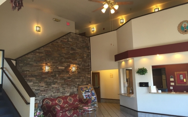 Rodeway Inn & Suites 1