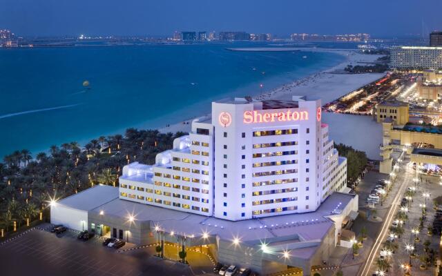 Отель Sheraton Jumeirah Beach Resort вид на фасад