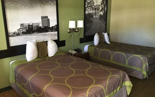 Super 8 by Wyndham Biloxi at the Beach