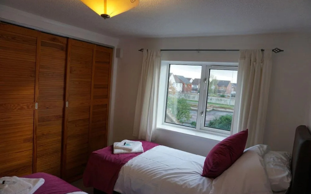 Cobolt Apartment