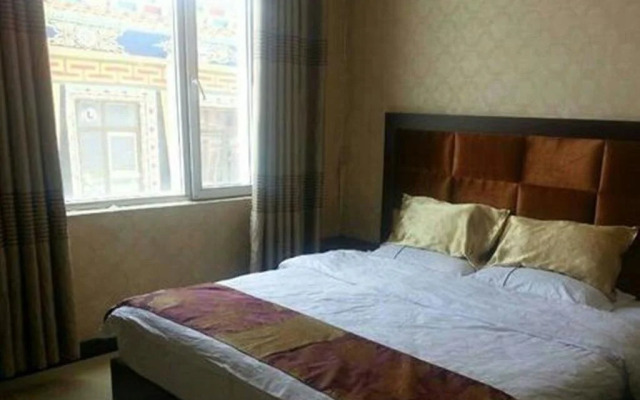 Yufu Business Hotel