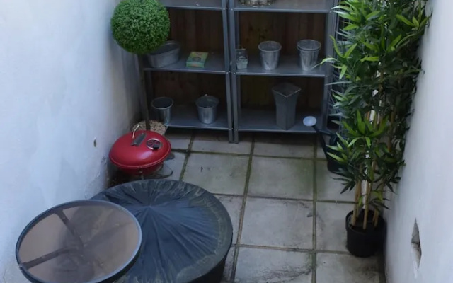 1 Bedroom Flat Near Wimbledon