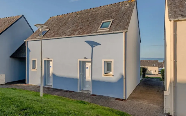 Cosy Seaside House With Private Pool