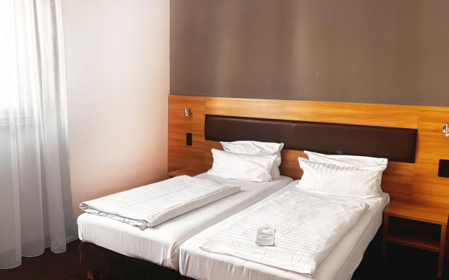 Garner Hotel Stuttgart - Zuffenhausen by IHG