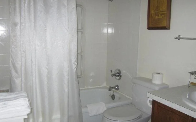 Tel-A-Friend Motel