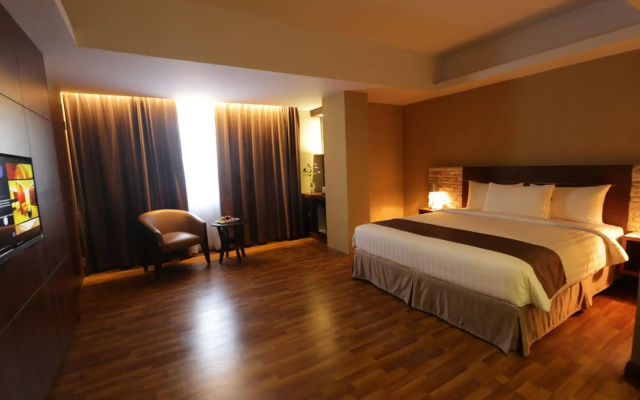 Fox Hotel Nagoya Batam