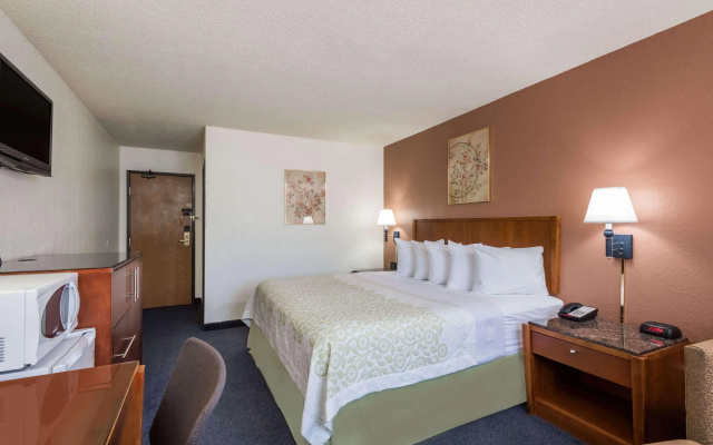 Days Inn Greenfield