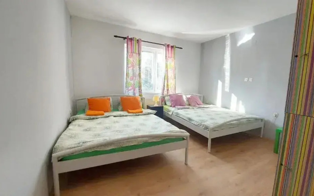 Shanti Hostel 2