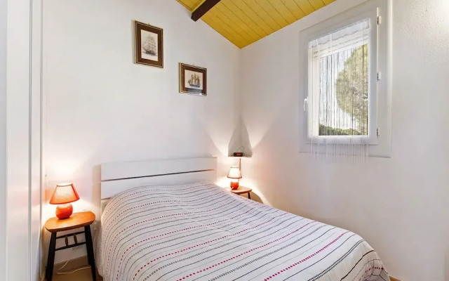 Stylish 2-bedroom Retreat in Agde