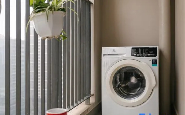 TRUNG HOME - Vinhomes D'Capitale Apartment I Hanoi Centre