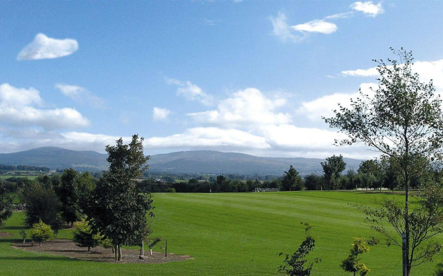 The Carnbeg Hotel
