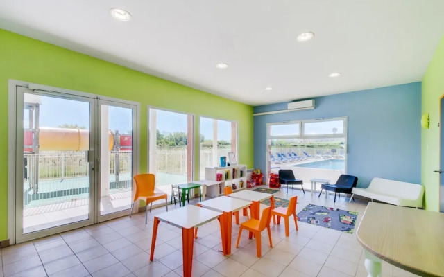 Spacious 6-person Family House