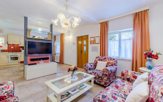 Apartment Villa Camellia - Adults Only