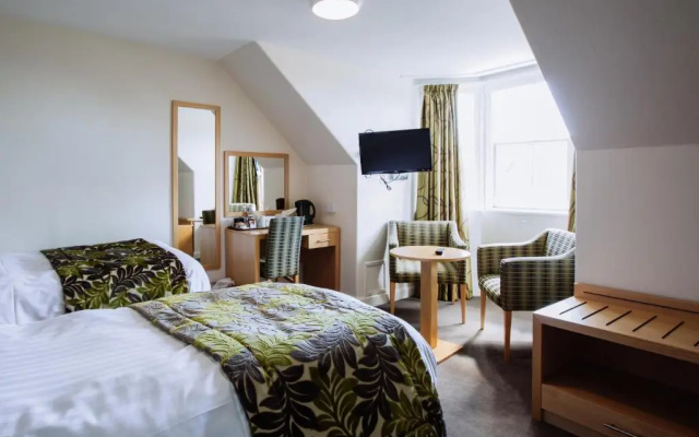 Selkirk Arms Hotel