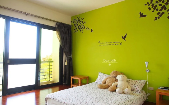 Ecotourism skim month B & B