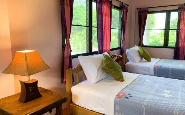 Country Lake Nature Lodge