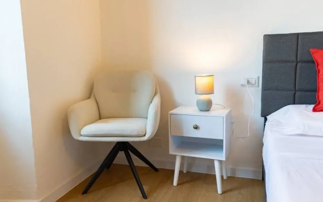 [Modern] 2BR/2BA • Metro Access • 12min Duomo