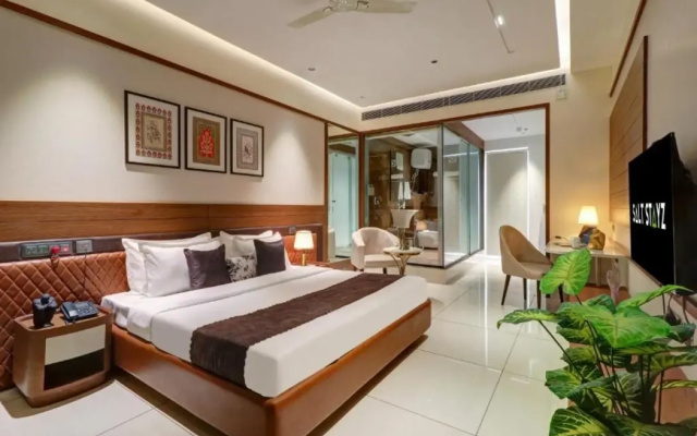 Saltstayz Trinity - Chandigarh and Mohali