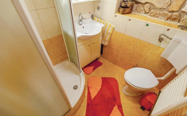 Stunning Home in Grizane With Wifi and 2 Bedrooms