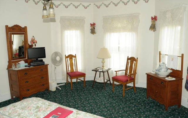 YesterYears Bed & Breakfast