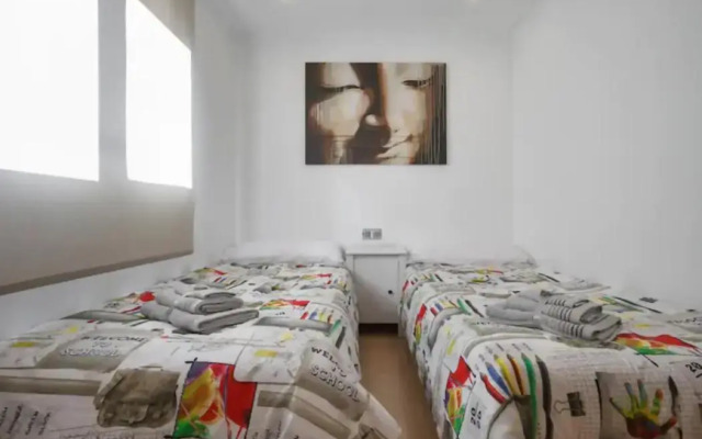 Apartamento Castelldefels Playa con Piscina y Parking