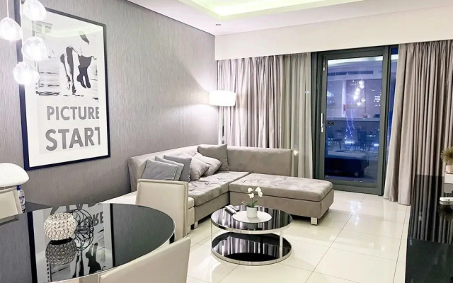 Cosmos Living 1 Bedroom Paramount Towers