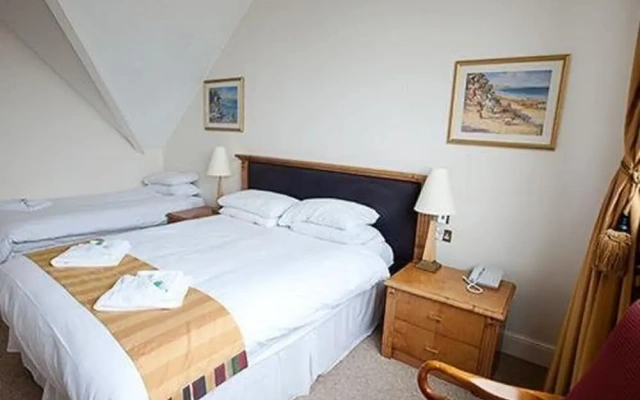 Gracellie Hotel