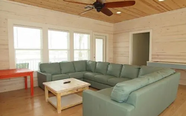 Club House 4